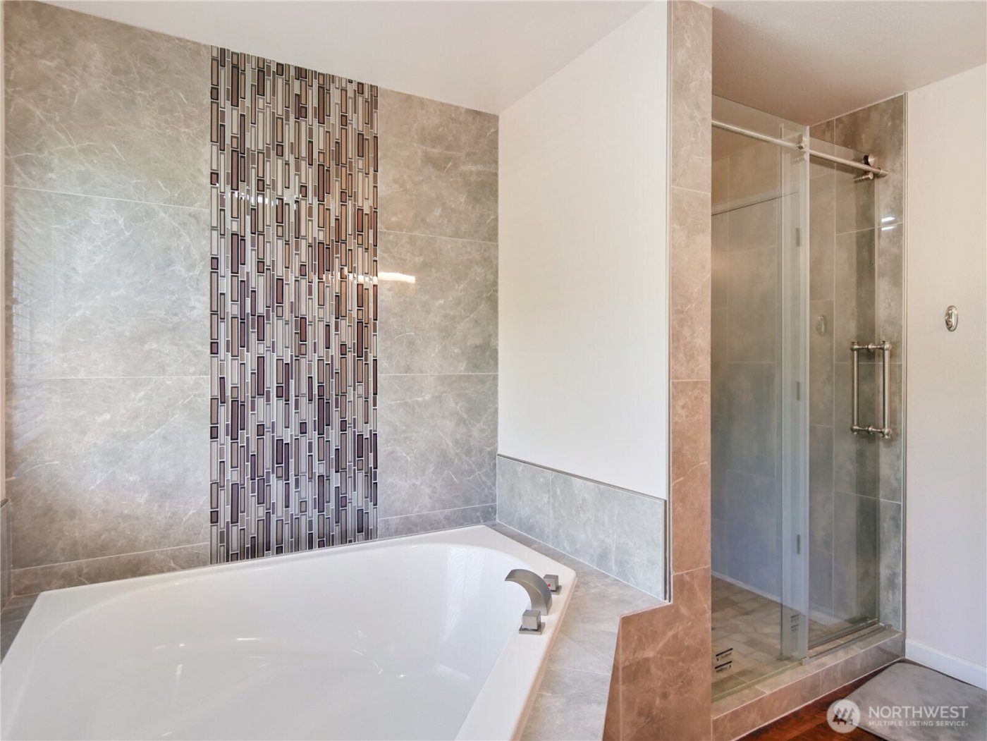 8728 136th Street E, Puyallup, WA 98373-5591