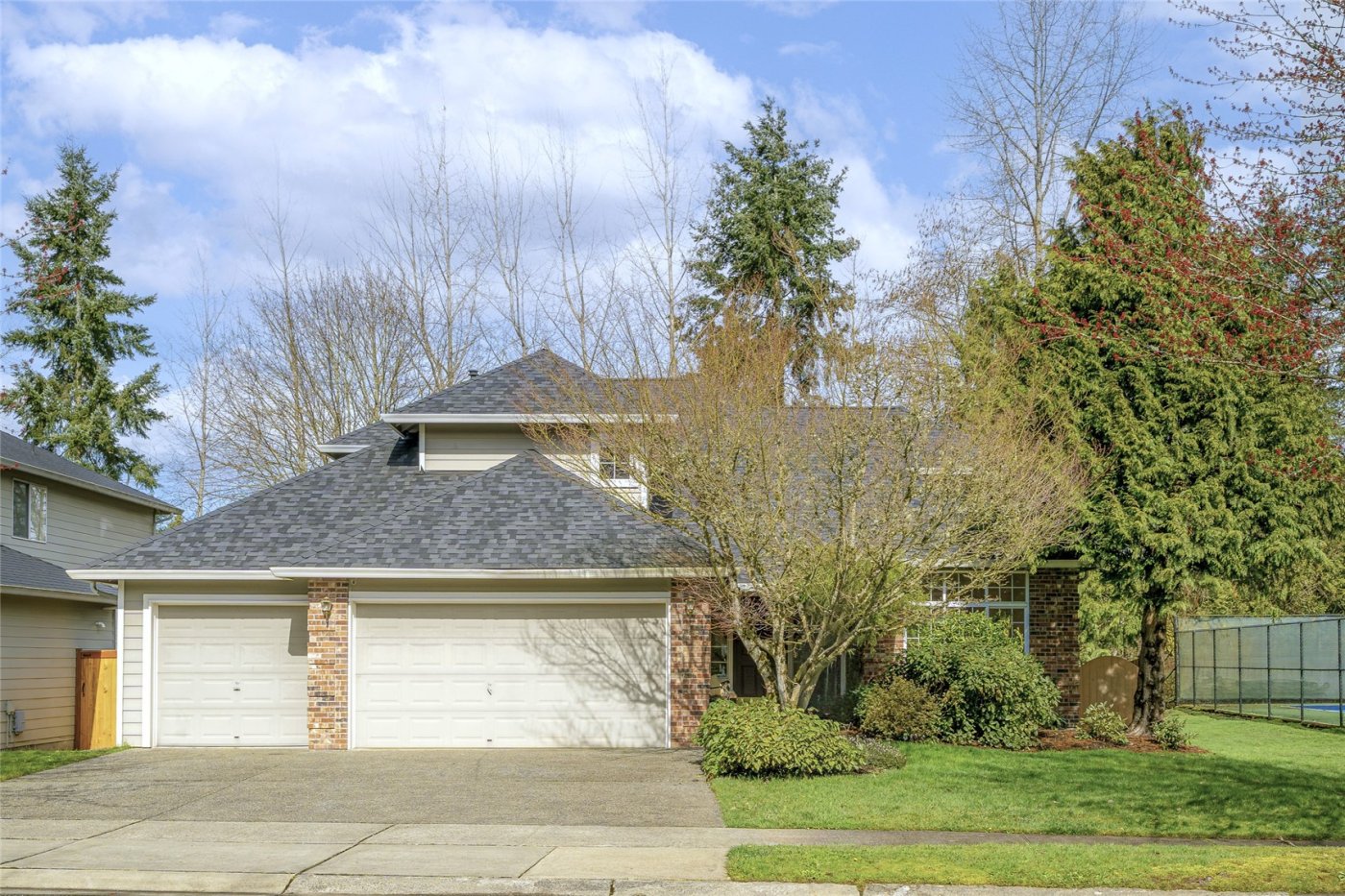 625 191st Street SW, Lynnwood, WA 98036