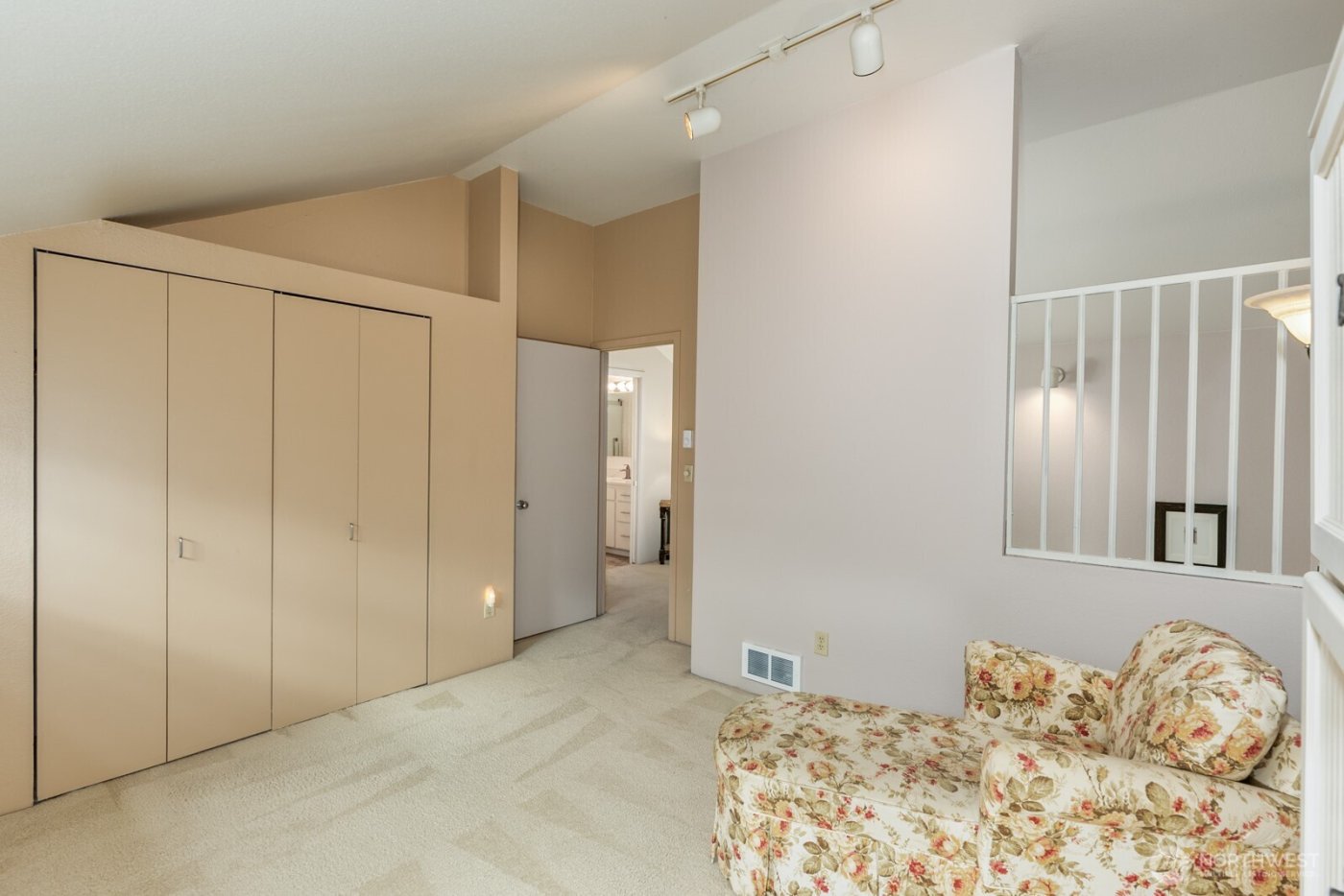 8931 50th Place W, Mukilteo, WA 98275