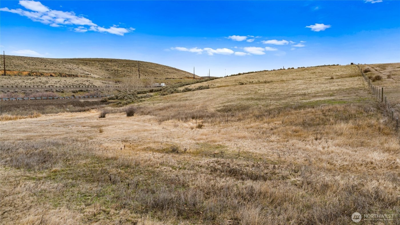 3 XX Trails End Drive , Ellensburg, WA 98926