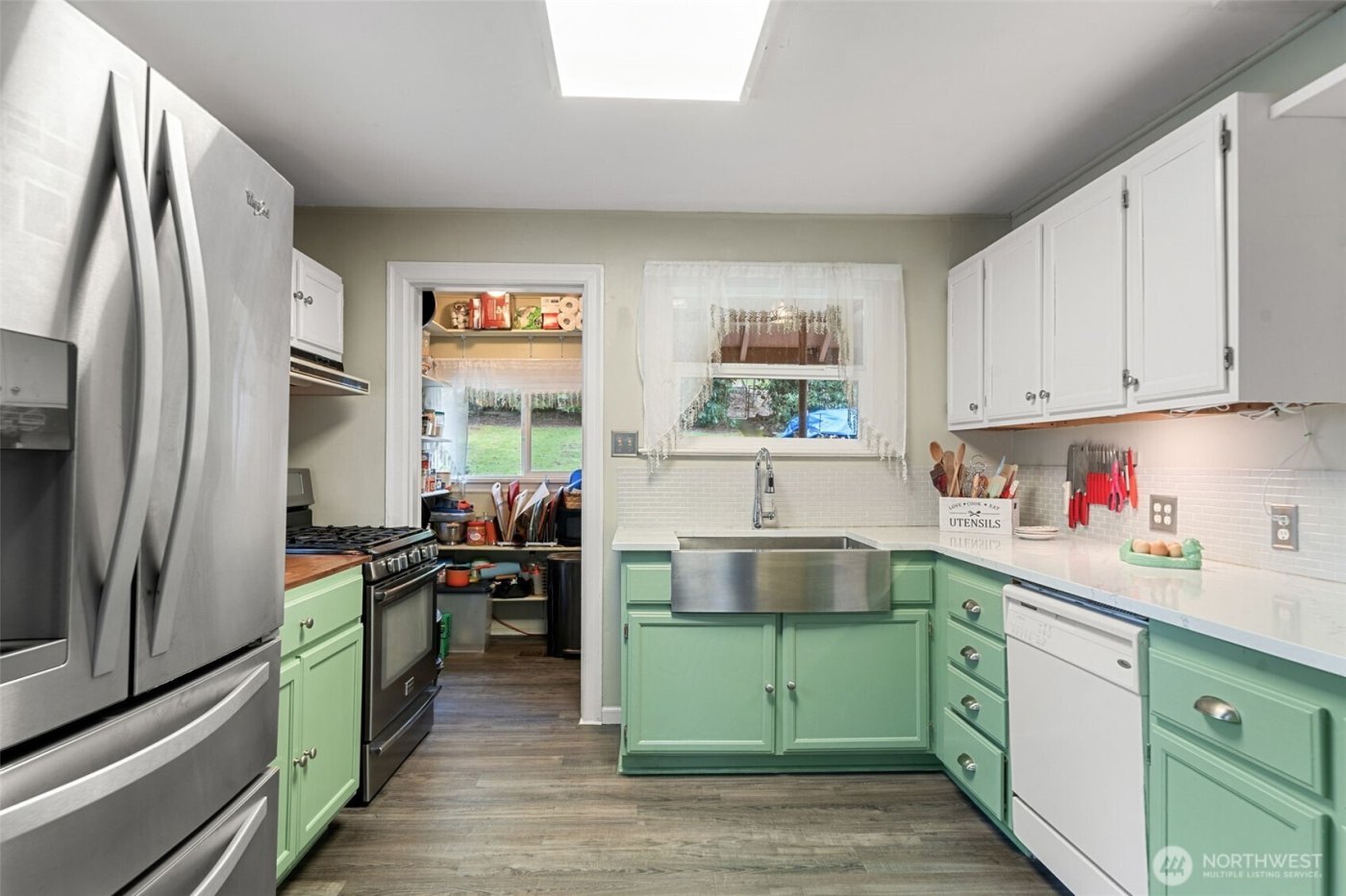 327 N Marion Avenue , Bremerton, WA 98312