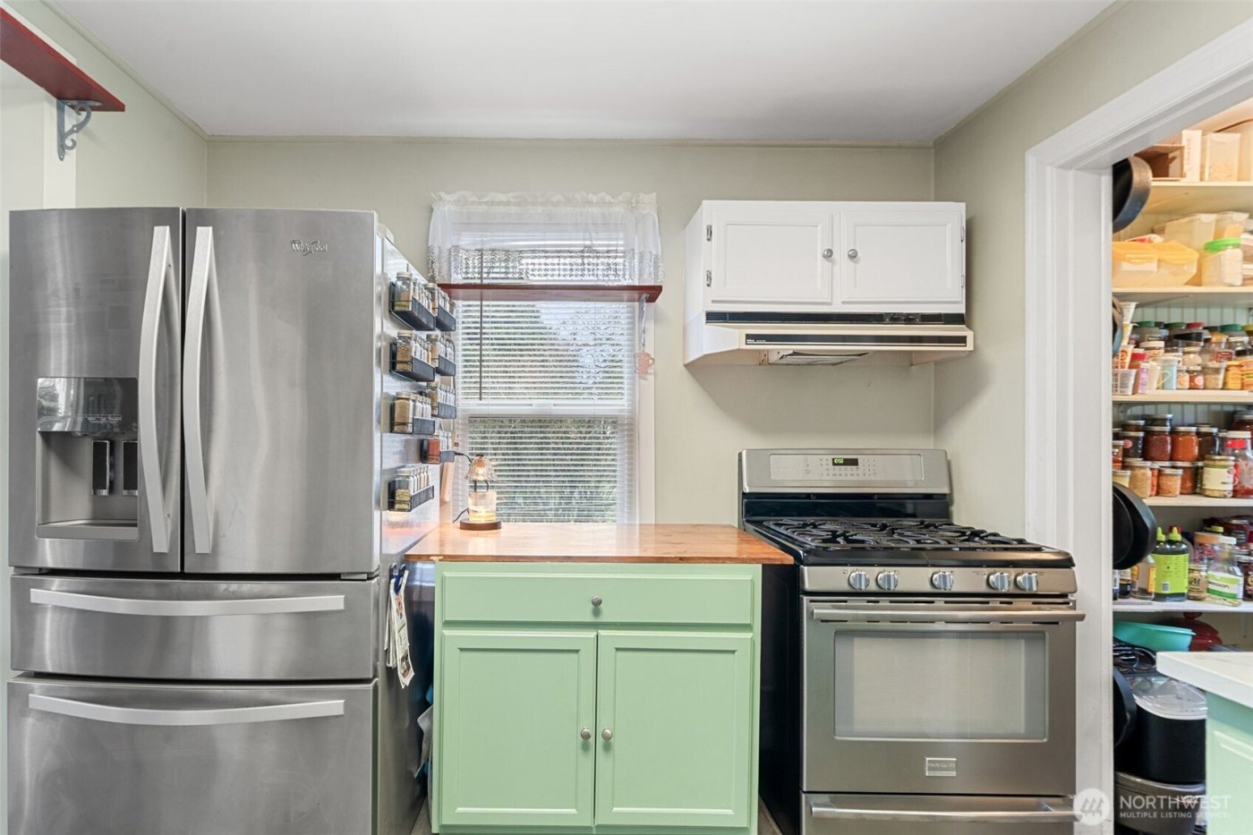 327 N Marion Avenue , Bremerton, WA 98312