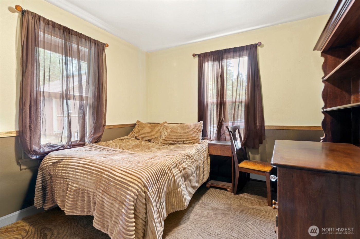 327 N Marion Avenue , Bremerton, WA 98312