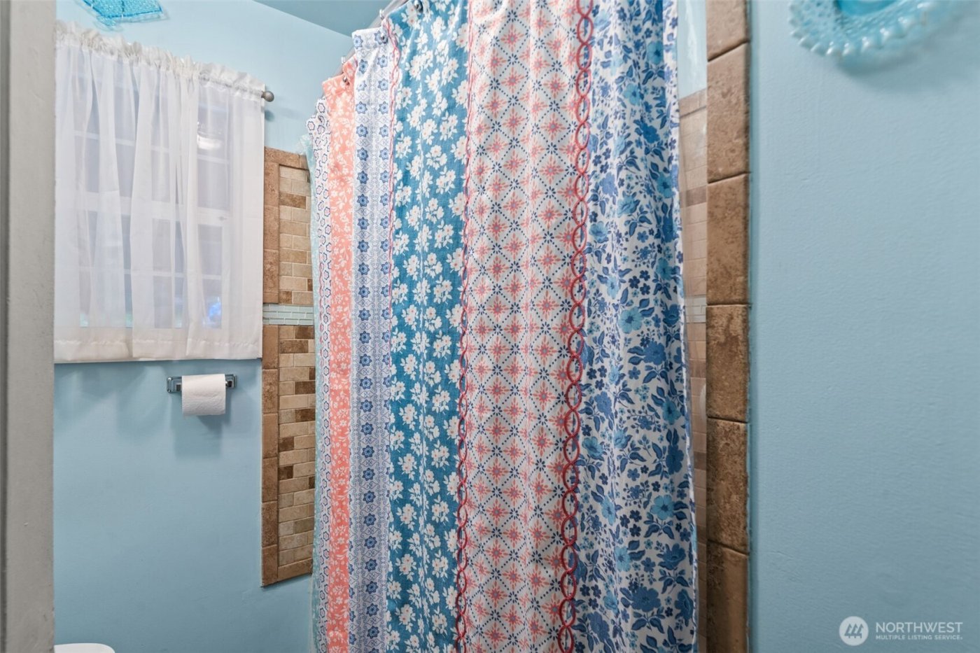 327 N Marion Avenue , Bremerton, WA 98312