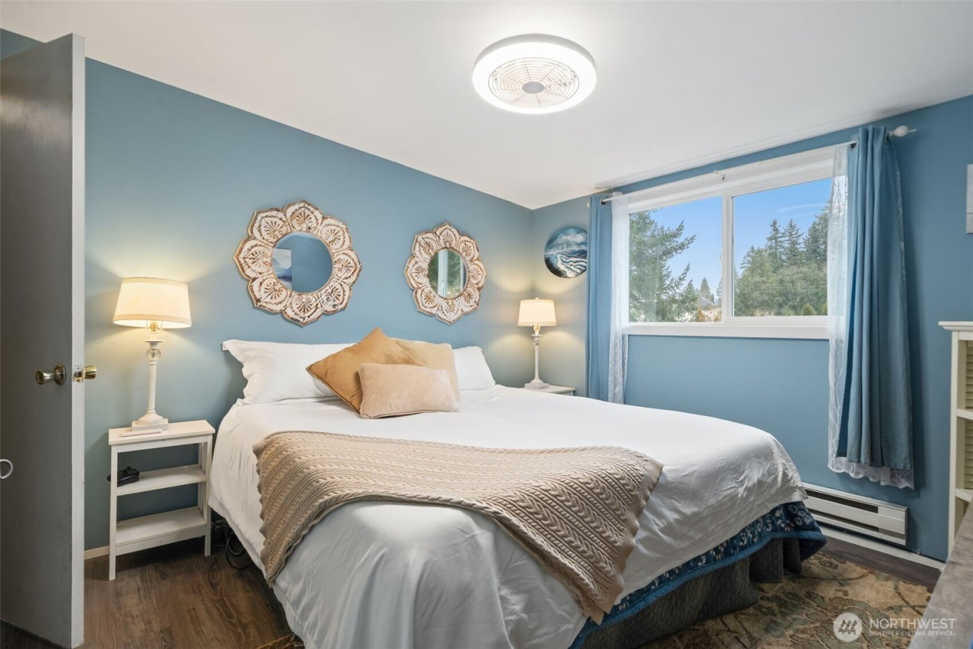 327 N Marion Avenue , Bremerton, WA 98312