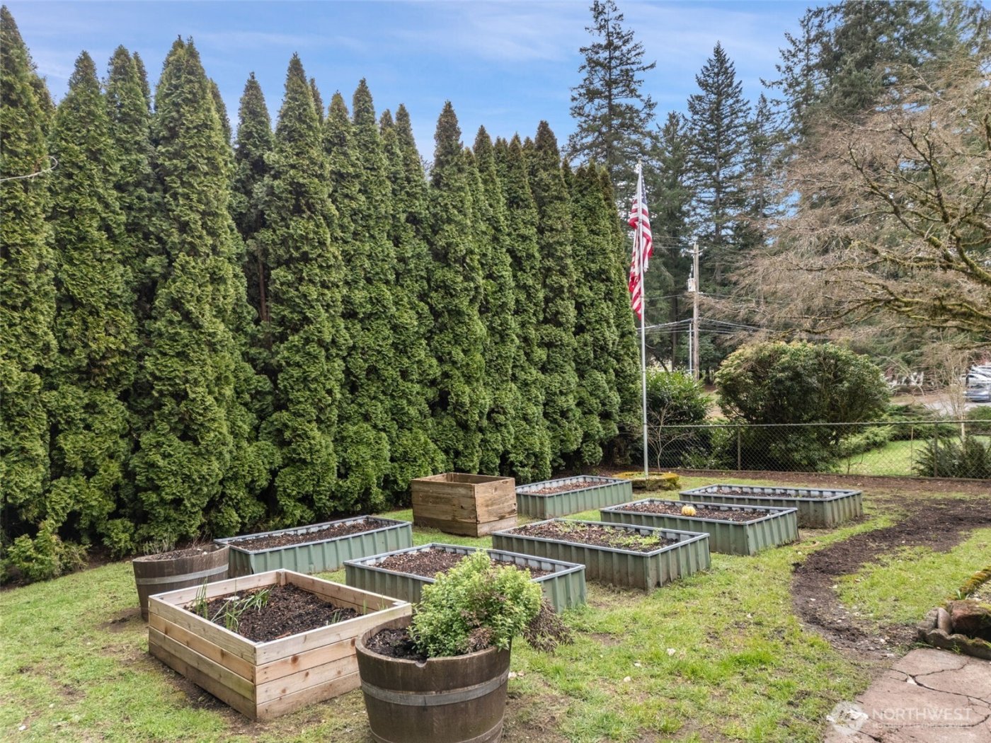 327 N Marion Avenue , Bremerton, WA 98312