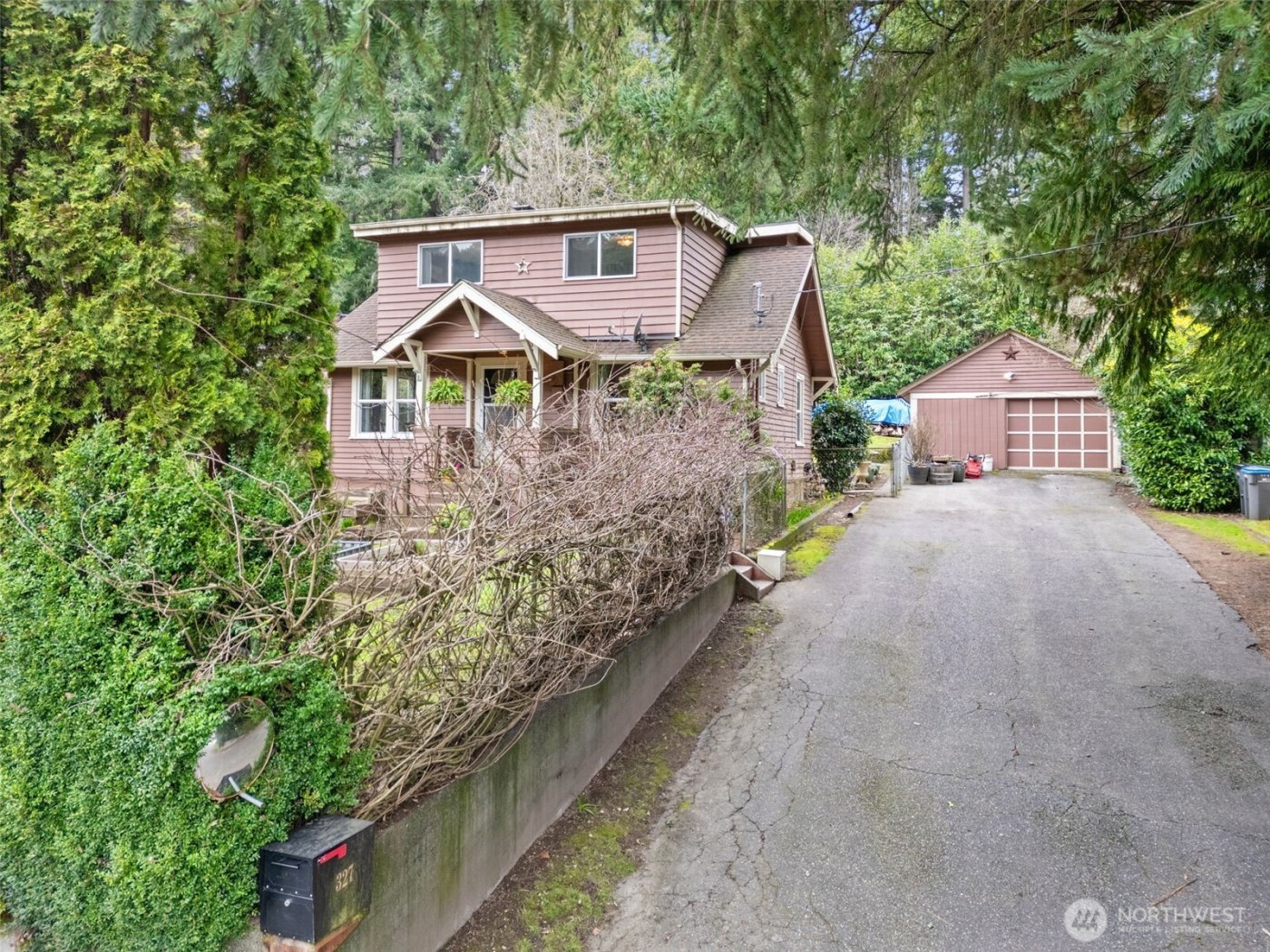 327 N Marion Avenue , Bremerton, WA 98312