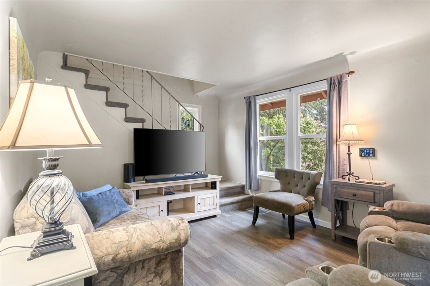 327 N Marion Avenue , Bremerton, WA 98312