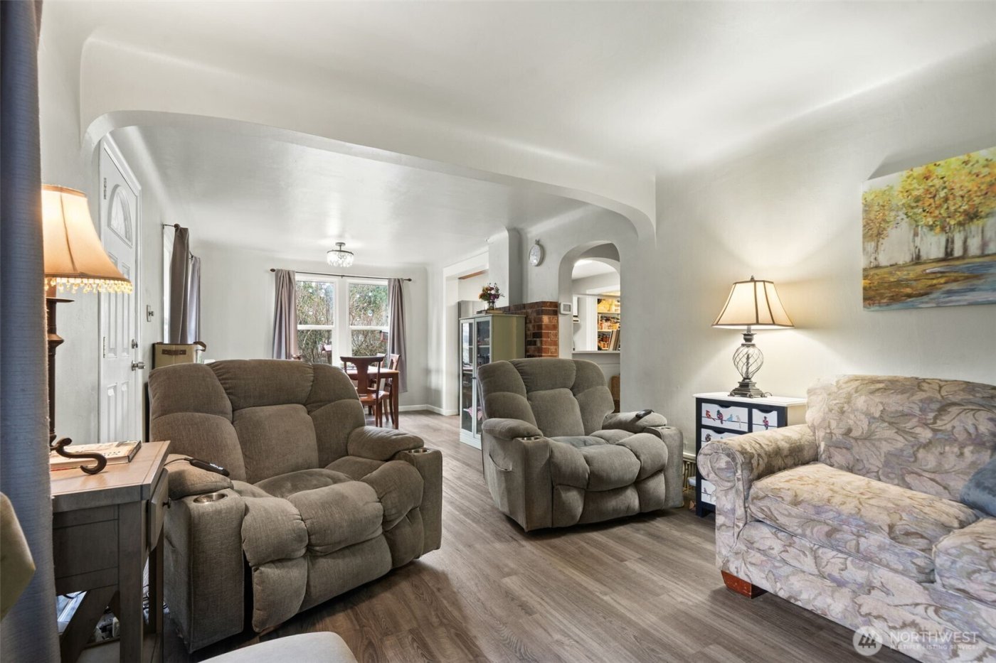 327 N Marion Avenue , Bremerton, WA 98312