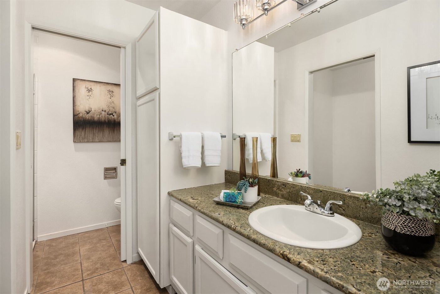 210 Boylston Avenue E #304, Seattle, WA 98102