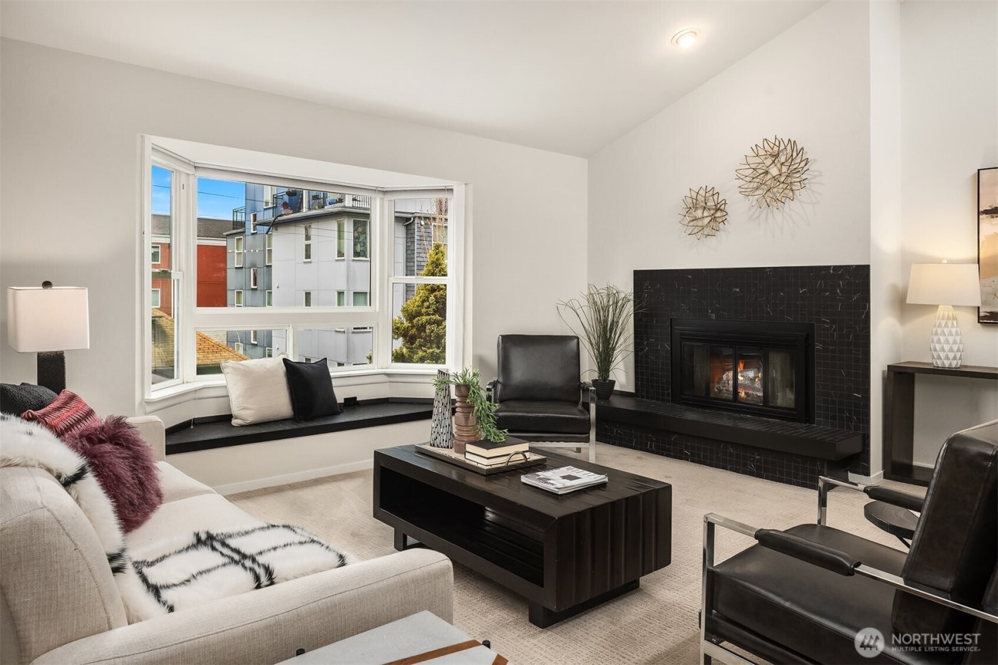 210 Boylston Avenue E #304, Seattle, WA 98102