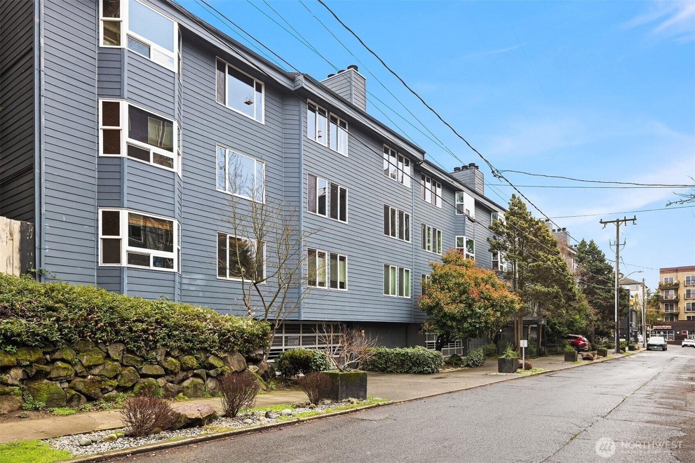 210 Boylston Avenue E #304, Seattle, WA 98102