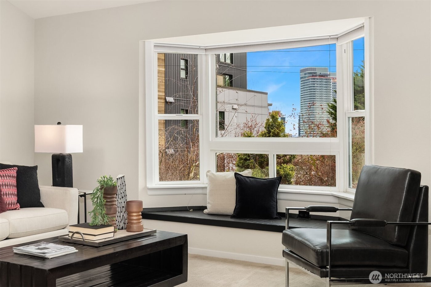 210 Boylston Avenue E #304, Seattle, WA 98102