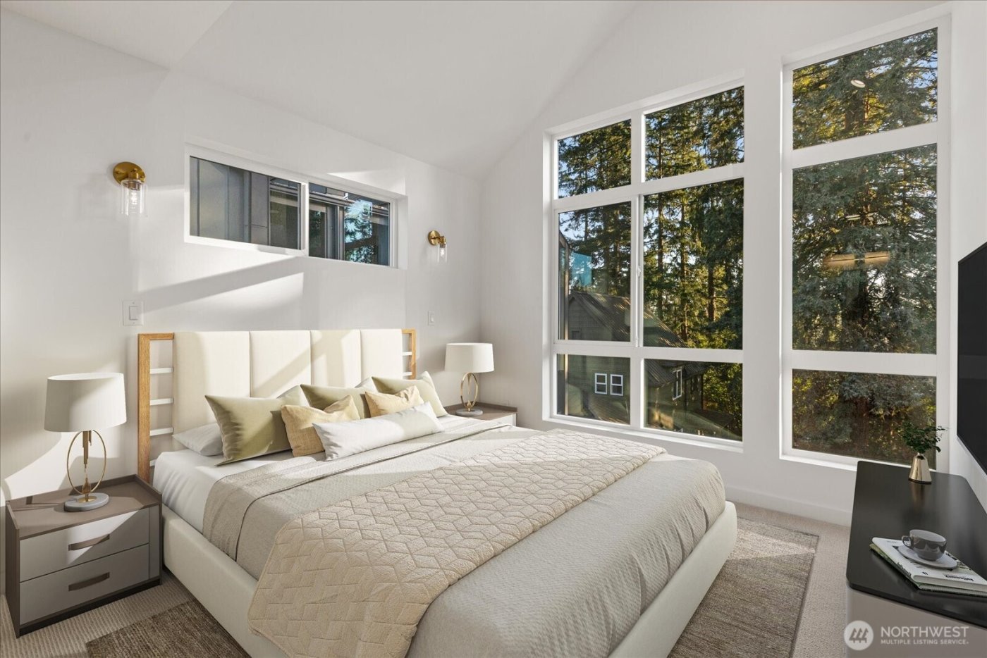 10748 Interlake Avenue N, Seattle, WA 98133