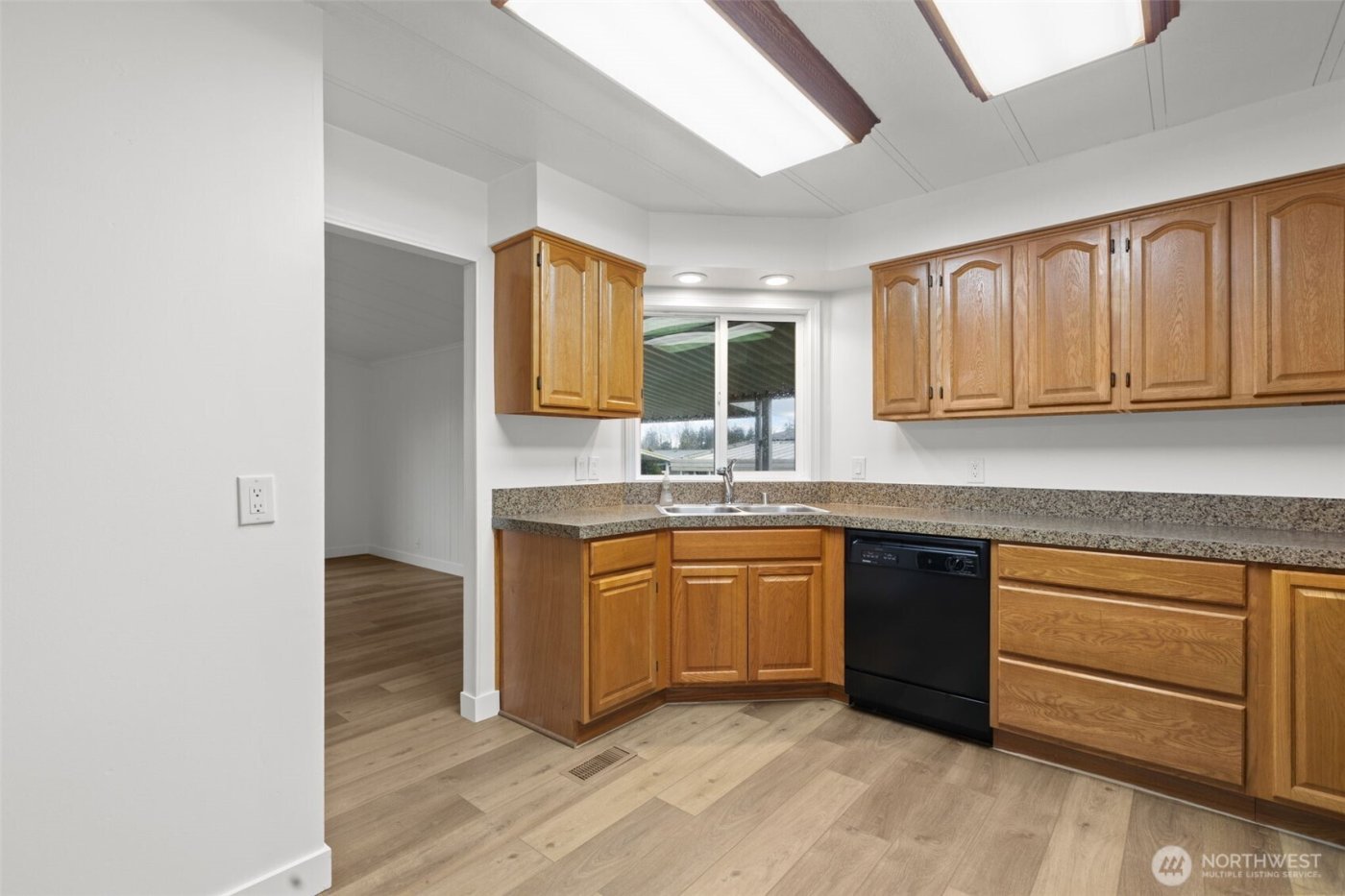 11436 SE 208th Street #7, Kent, WA 98031