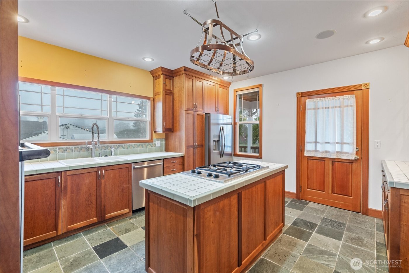 404 W Marcy Avenue , Montesano, WA 98563