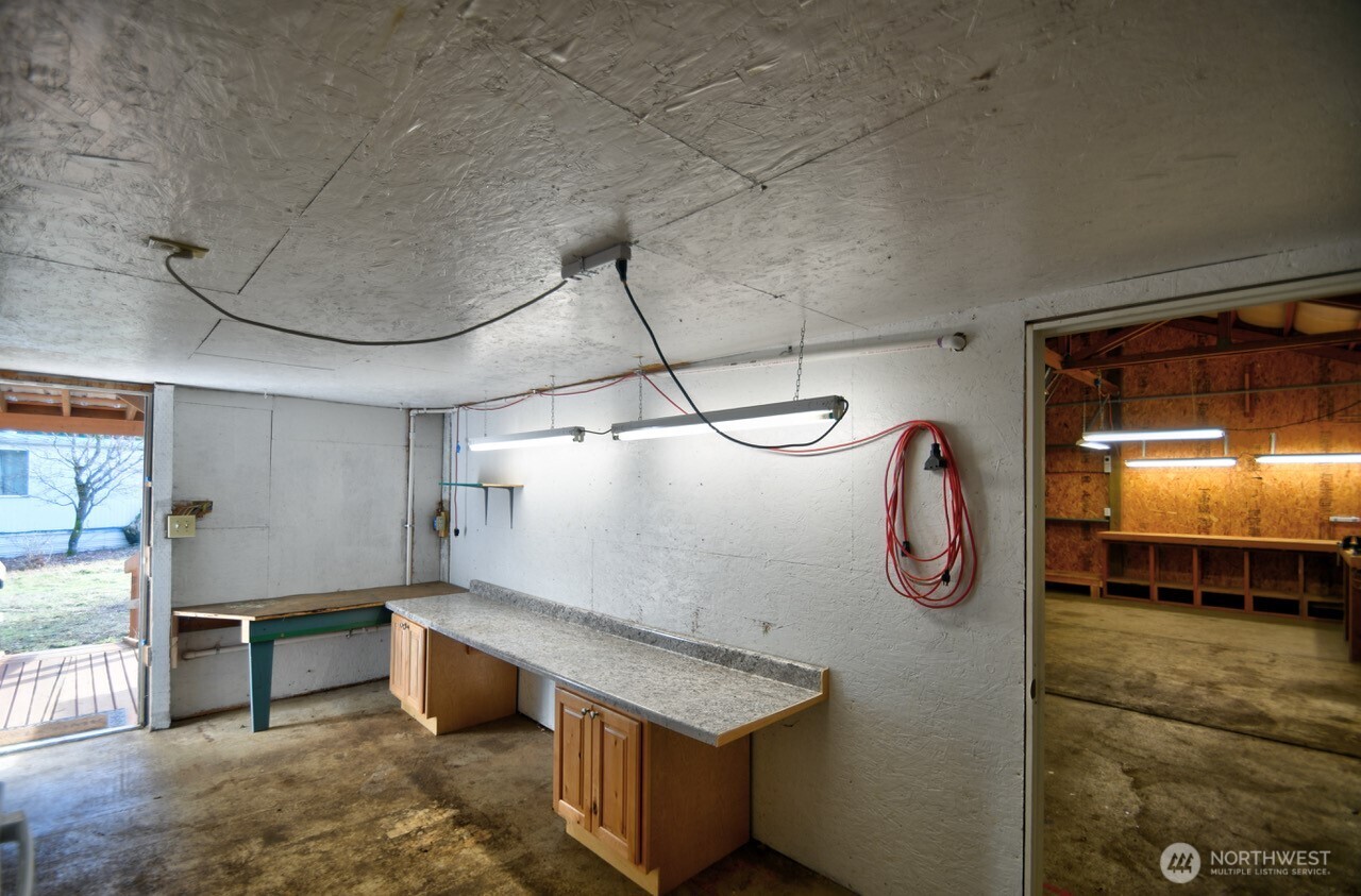 220 W Buck Prairie Road , Elma, WA 98541