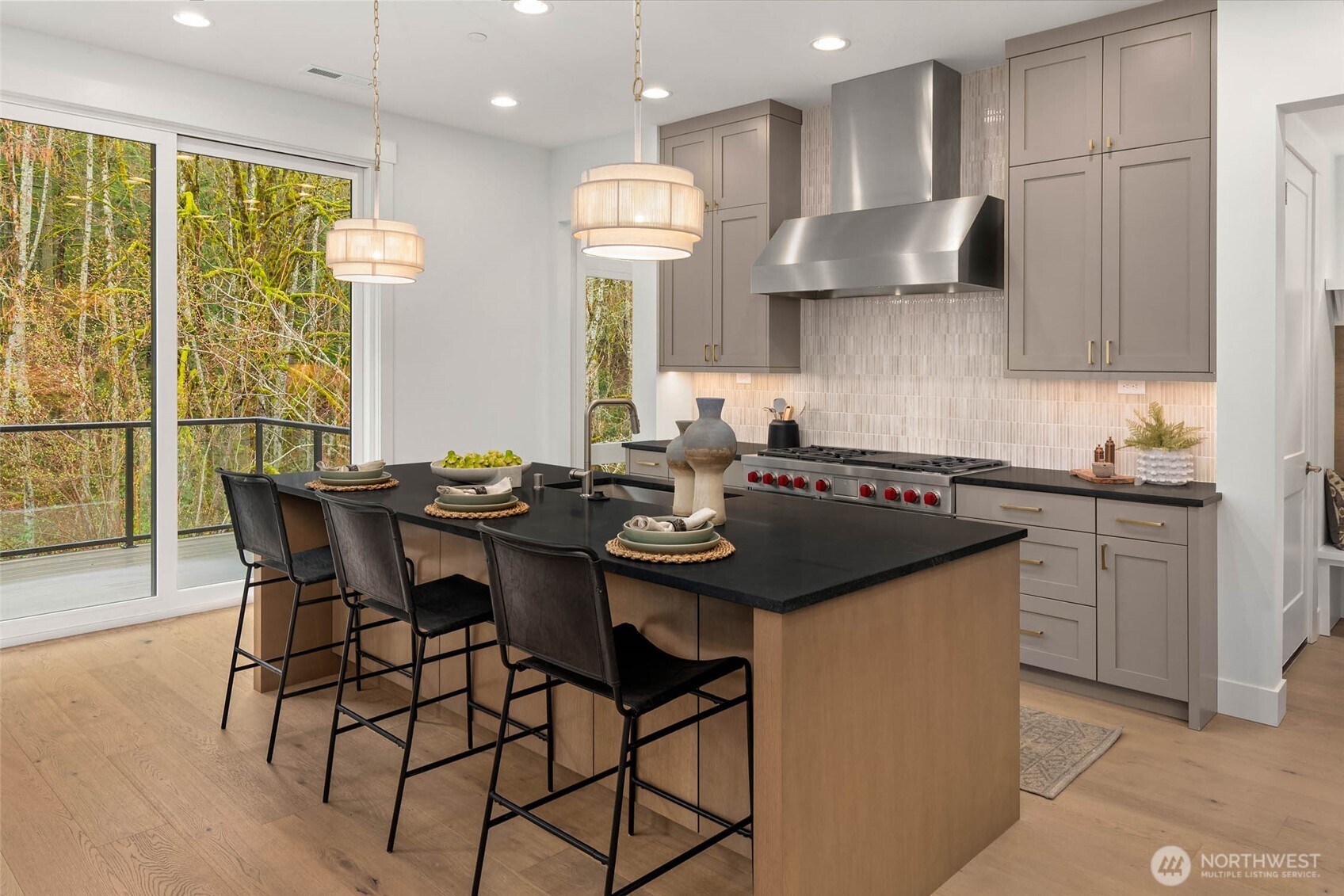 21045 SE 80th Street , Issaquah, WA 98027