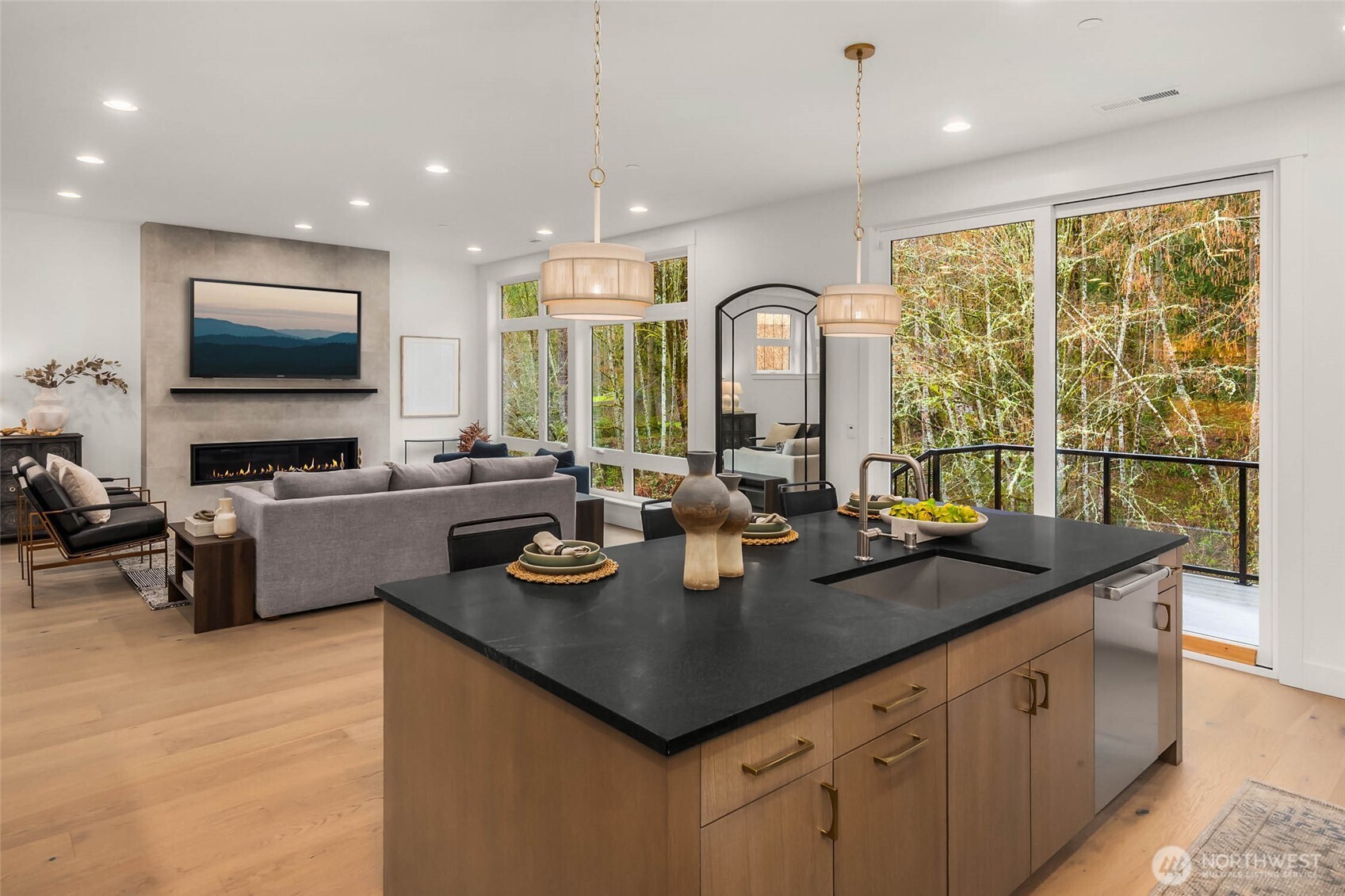 21045 SE 80th Street , Issaquah, WA 98027