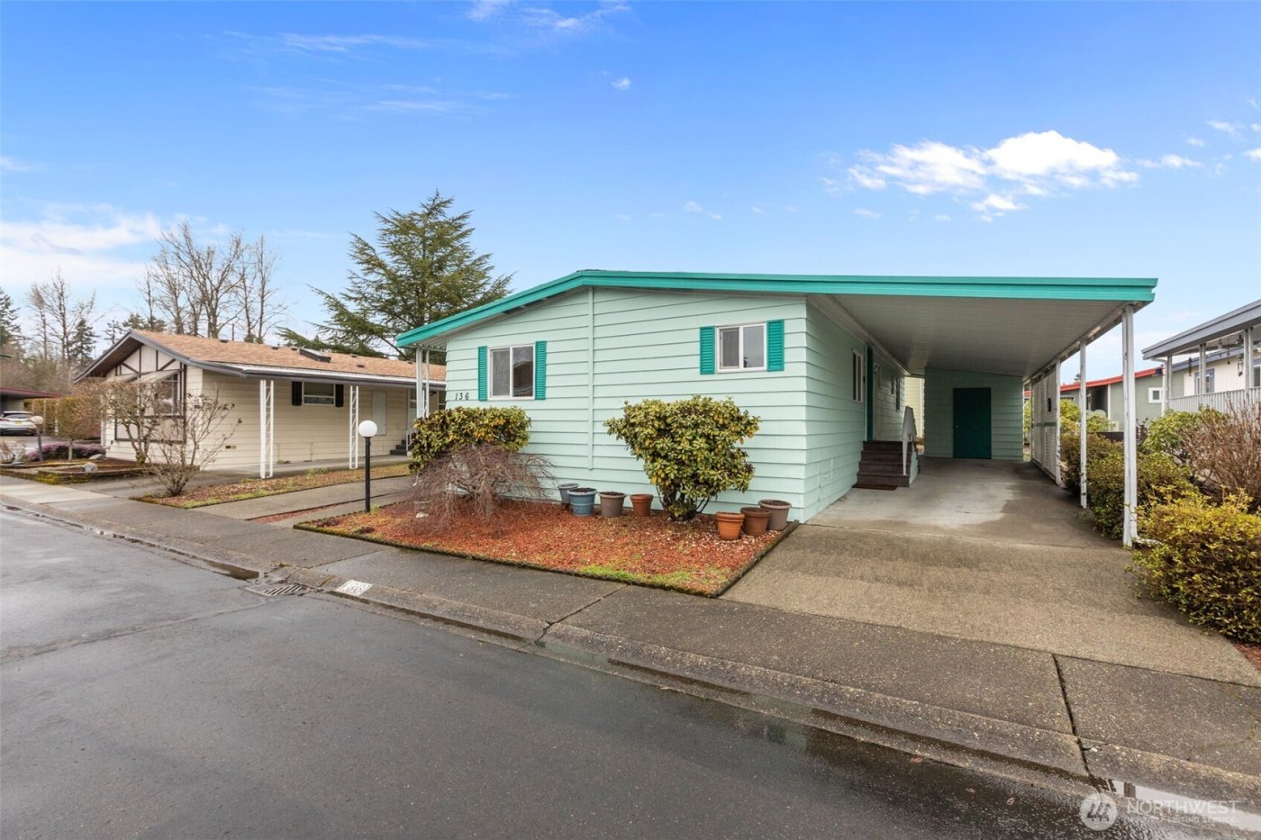 11436 SE 208th Street #136, Kent, WA 98031