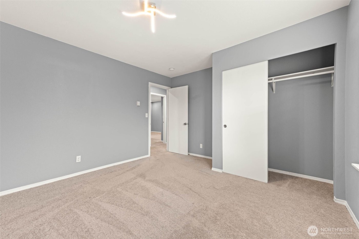 5401 S Cushman Avenue , Tacoma, WA 98408