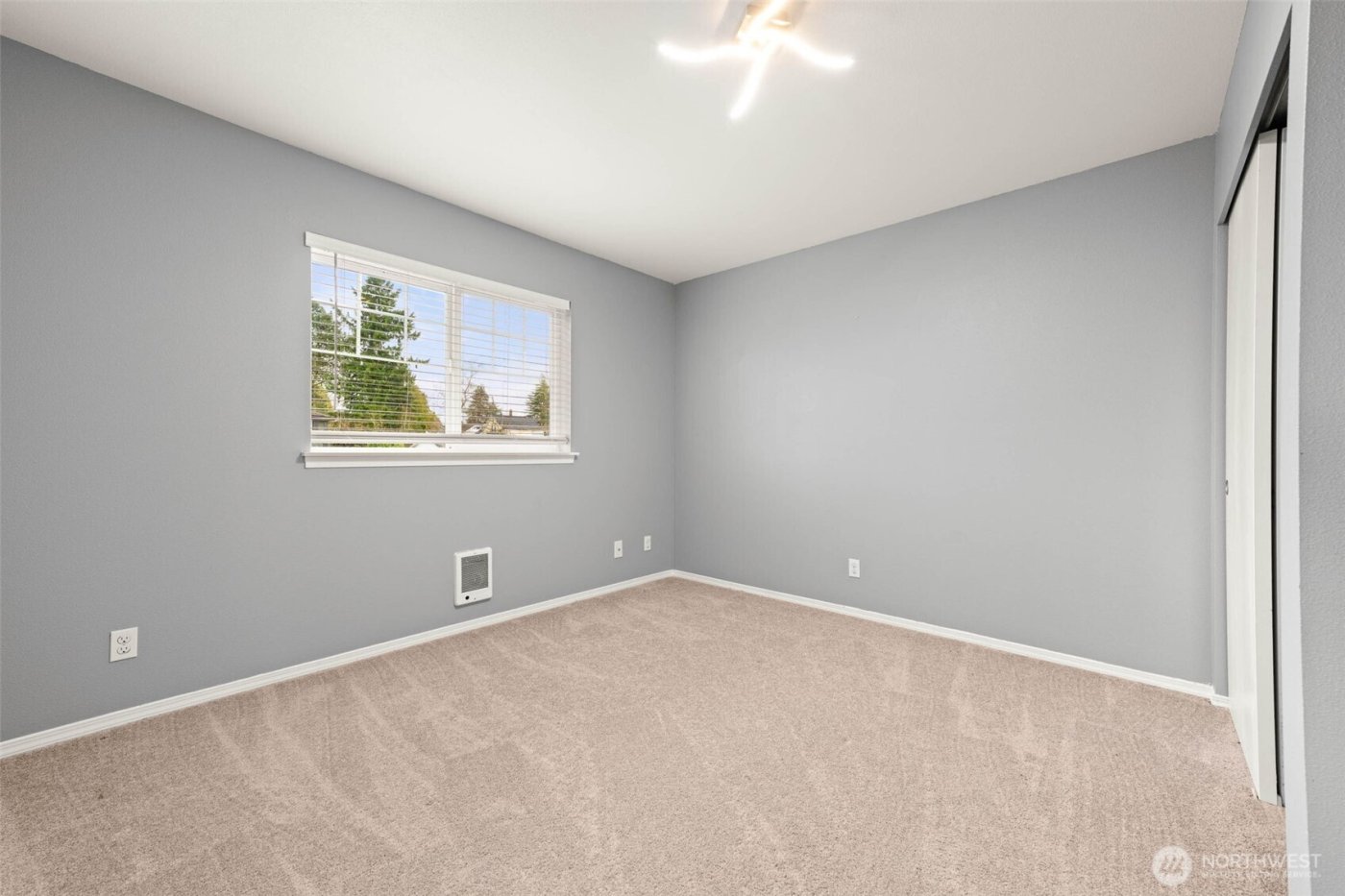 5401 S Cushman Avenue , Tacoma, WA 98408