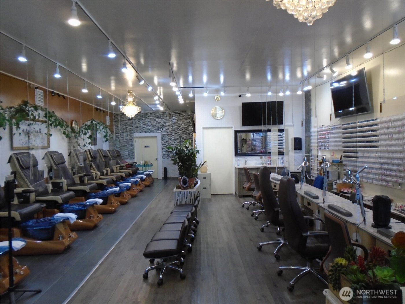 457 W Washington Street , Sequim, WA 98382