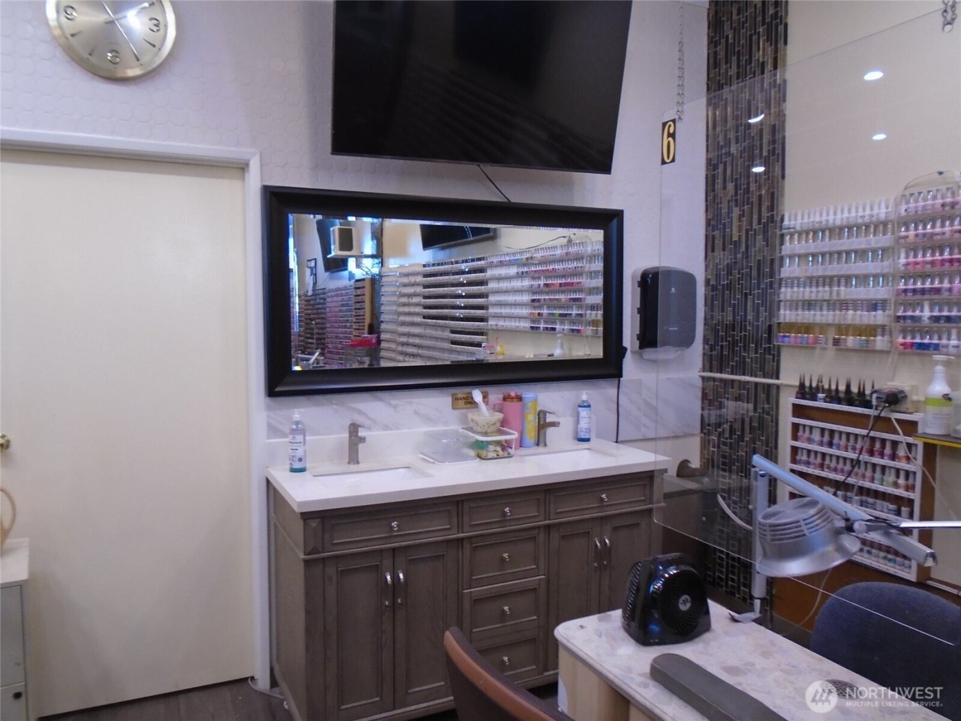 457 W Washington Street , Sequim, WA 98382