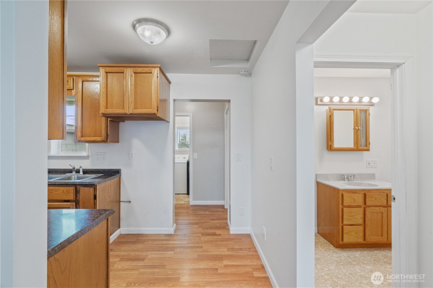 1513 W Market Street , Aberdeen, WA 98520