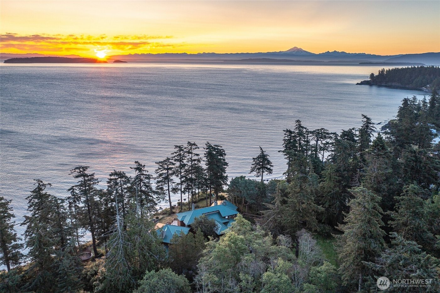 285 Raptor Road , Orcas Island, WA 98245