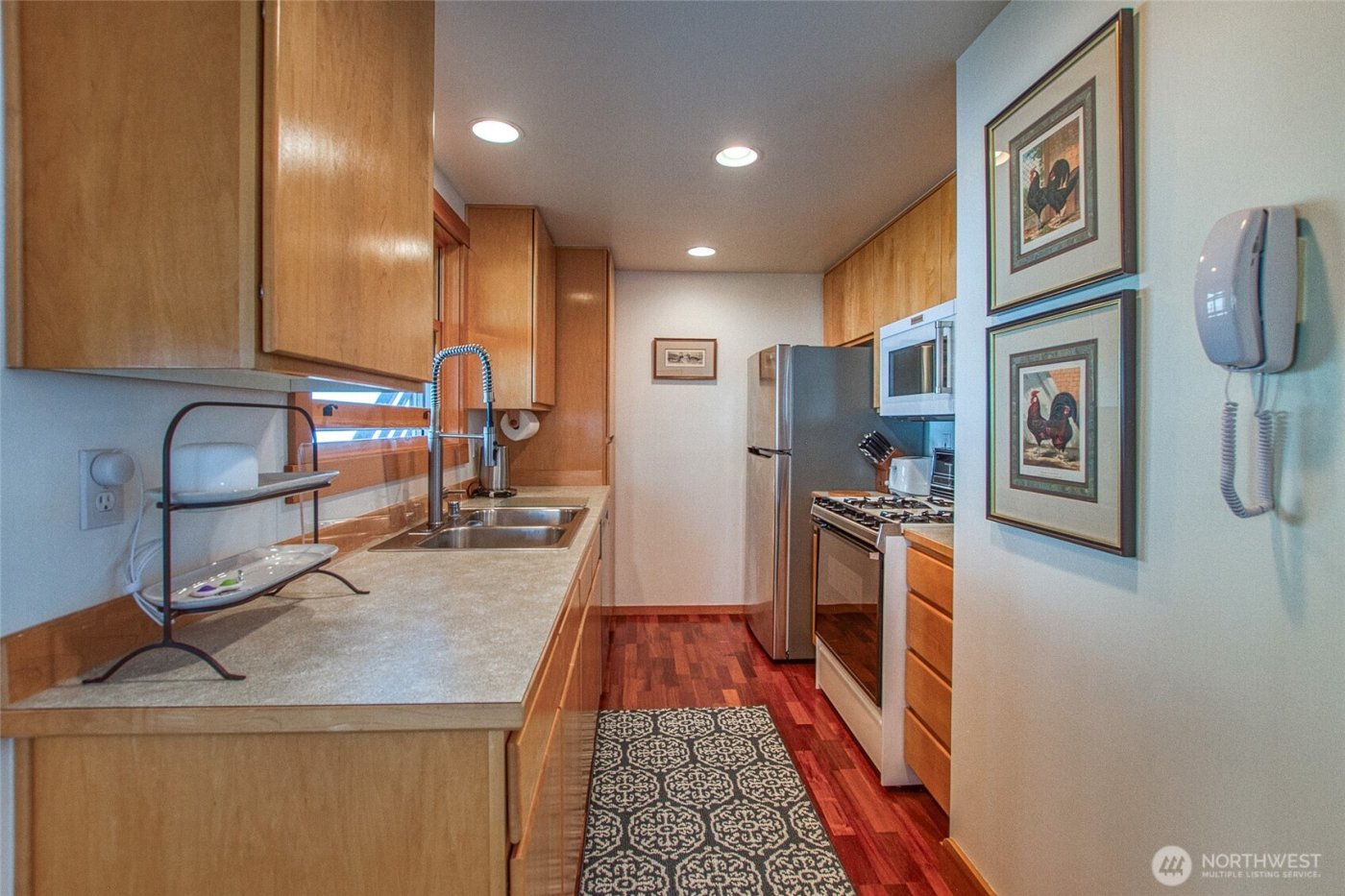 285 Raptor Road , Orcas Island, WA 98245