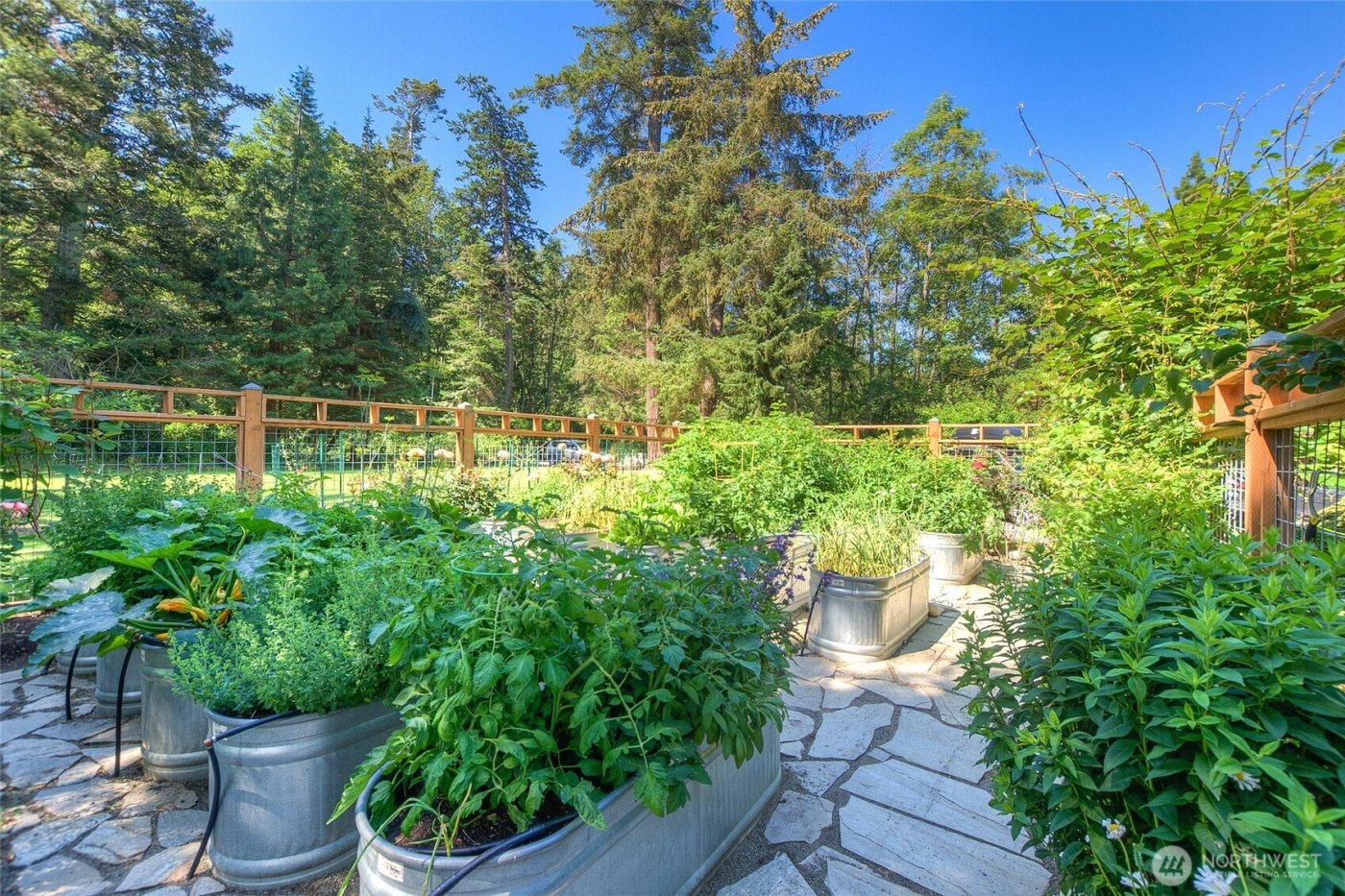 285 Raptor Road , Orcas Island, WA 98245