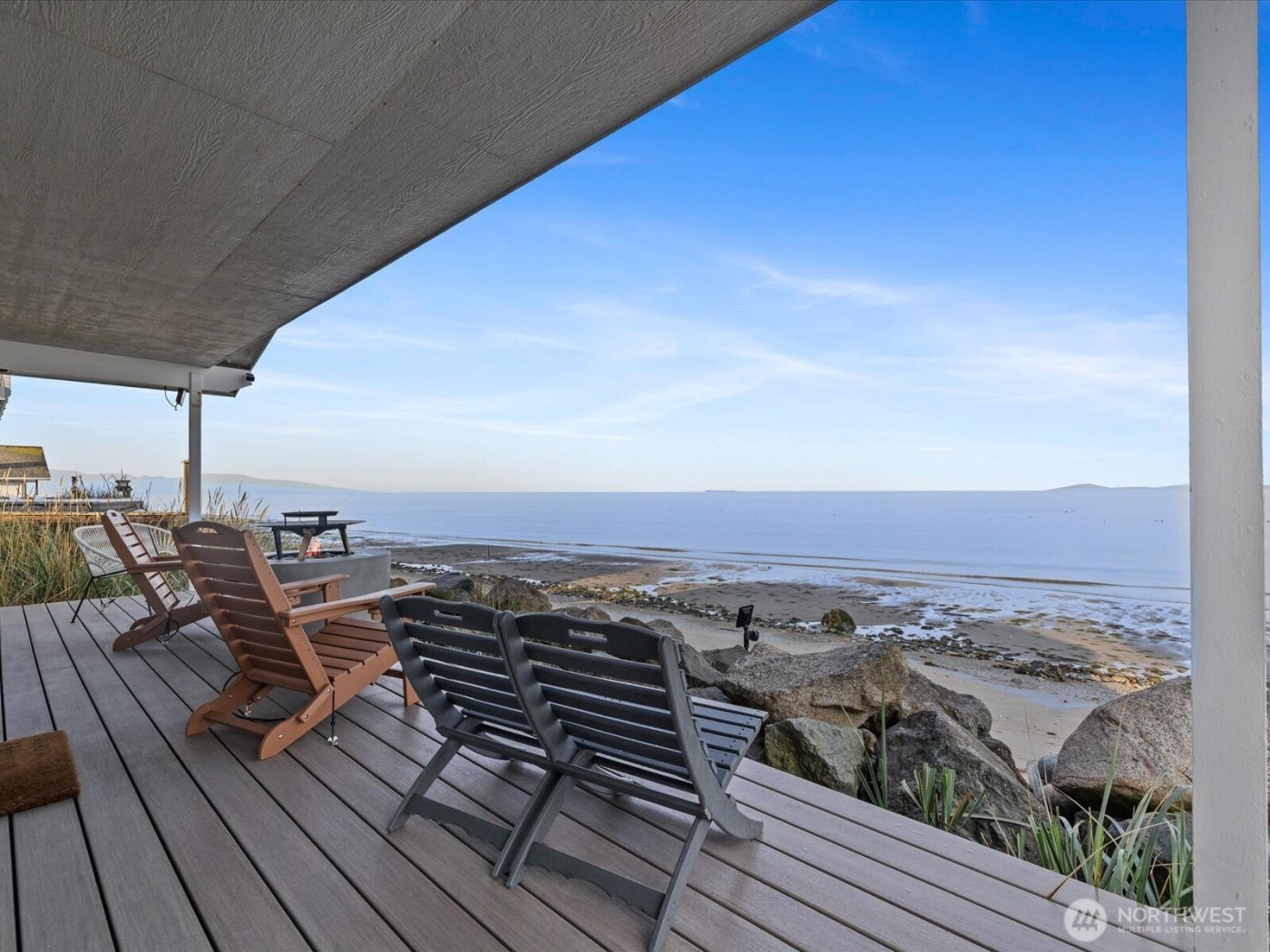 2625 W Beach Road , Oak Harbor, WA 98277-8866