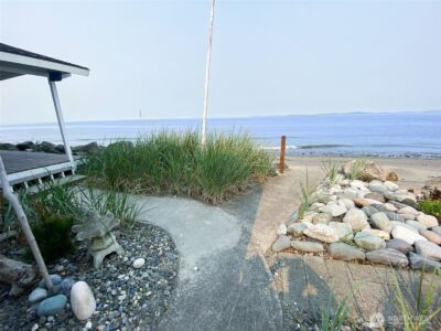 2625 W Beach Road , Oak Harbor, WA 98277-8866 - Photo 35