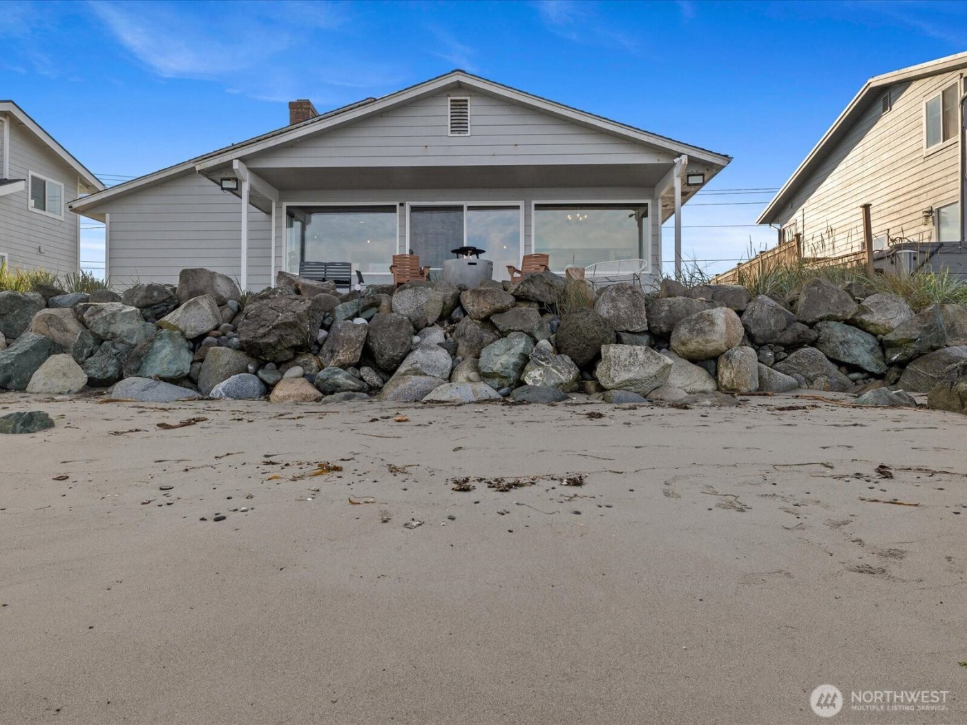 2625 W Beach Road , Oak Harbor, WA 98277-8866