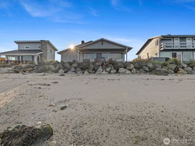 2625 W Beach Road , Oak Harbor, WA 98277-8866 - Photo 7