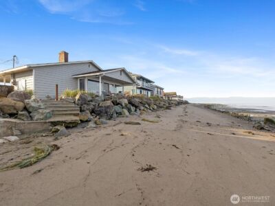 2625 W Beach Road , Oak Harbor, WA 98277-8866 - Photo 10