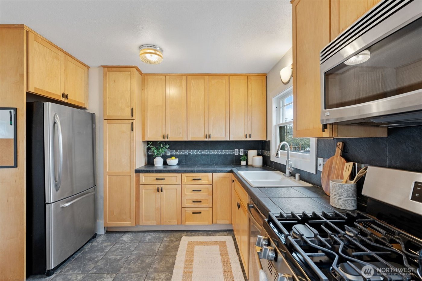 3731 N 29th Street , Tacoma, WA 98407