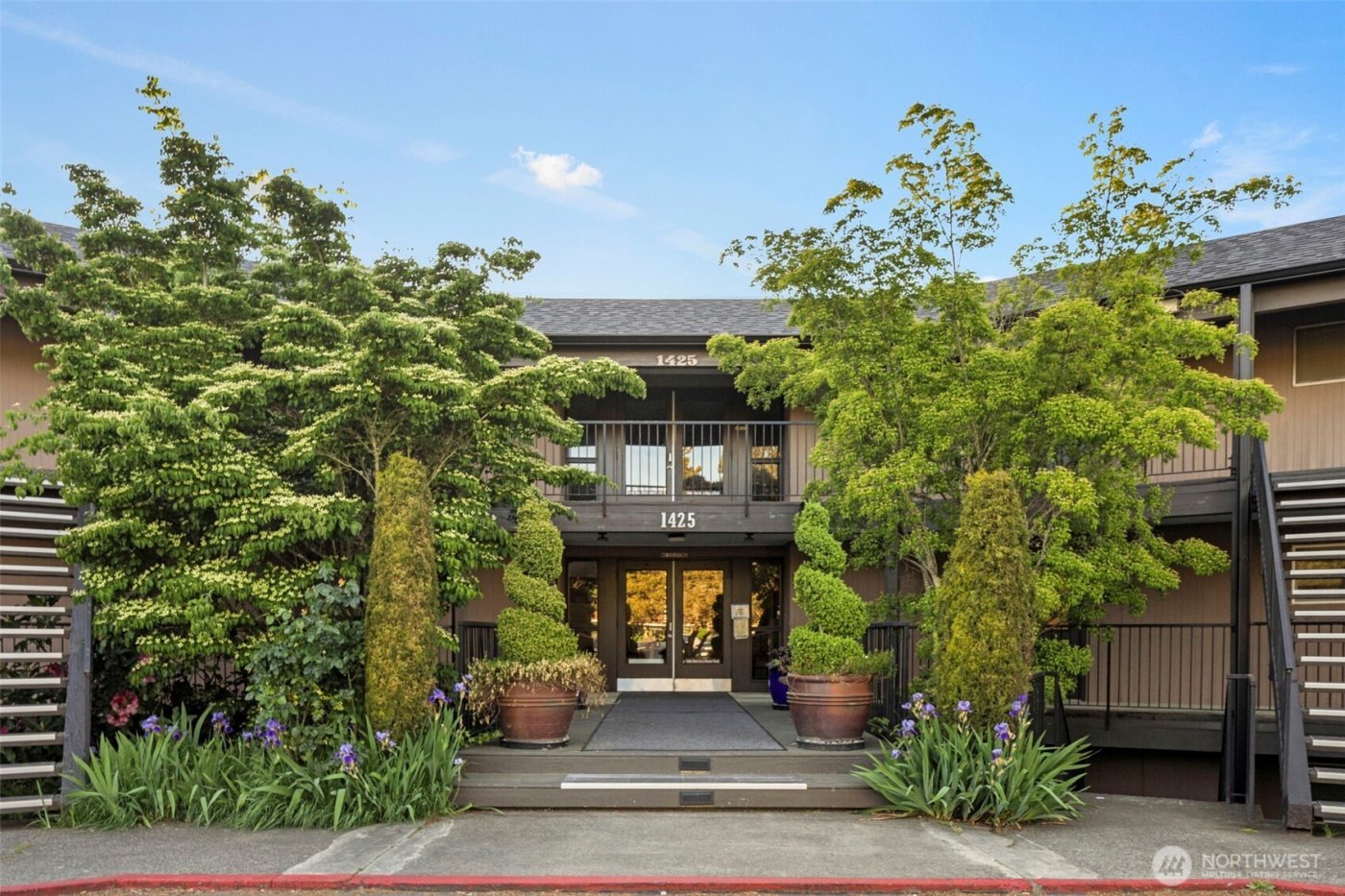 1425 S Puget Drive #213, Renton, WA 98055