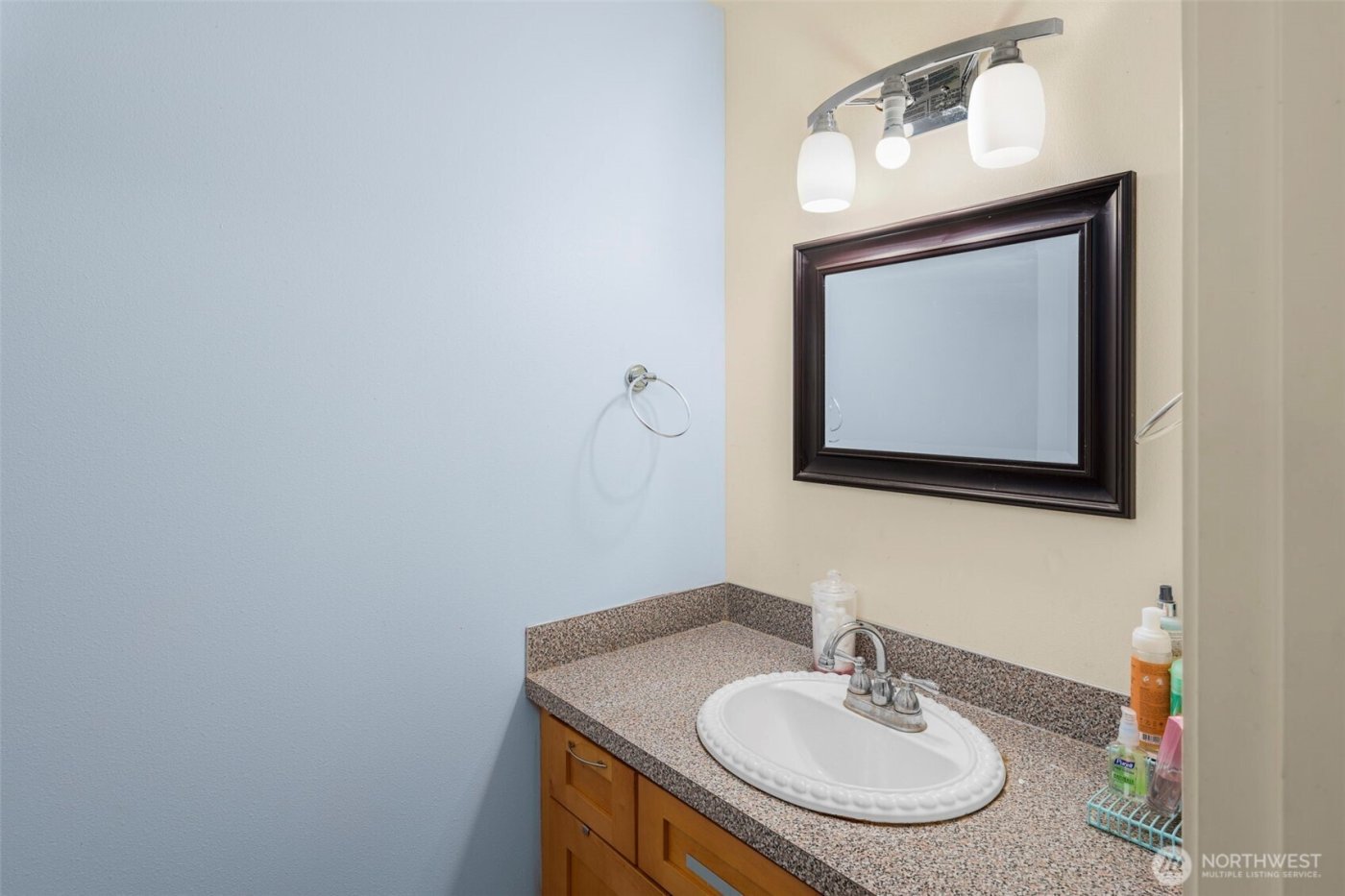 1425 S Puget Drive #213, Renton, WA 98055