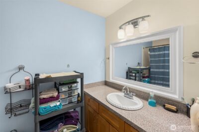 1425 S Puget Drive #213, Renton, WA 98055 - Photo 8
