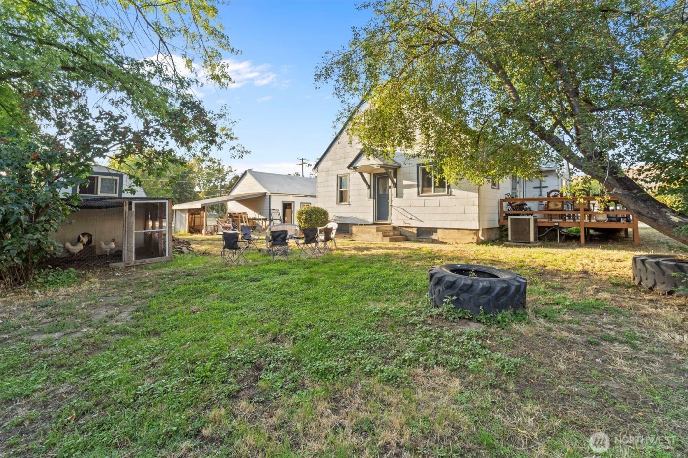 115 W 2nd Street , Waitsburg, WA 99361