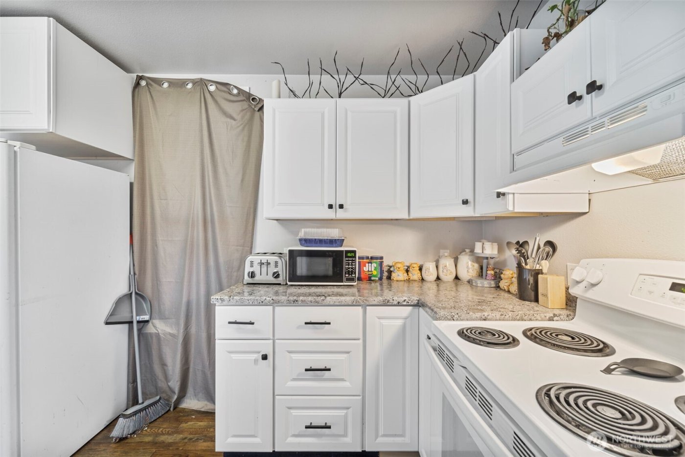 115 W 2nd Street , Waitsburg, WA 99361