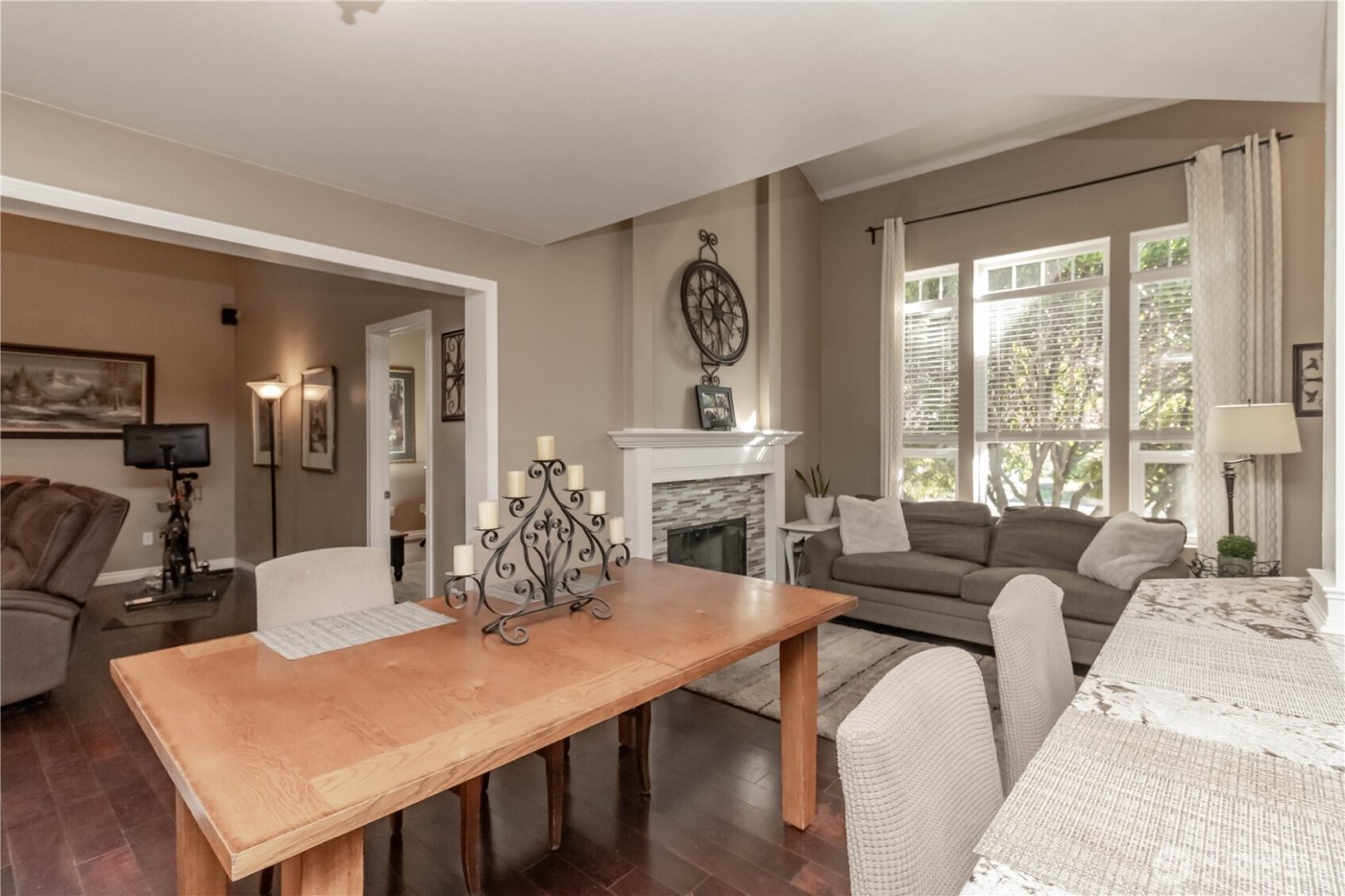 9002 65th Avenue E, Puyallup, WA 98371