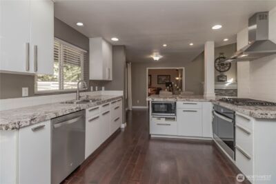 9002 65th Avenue E, Puyallup, WA 98371 - Photo 11