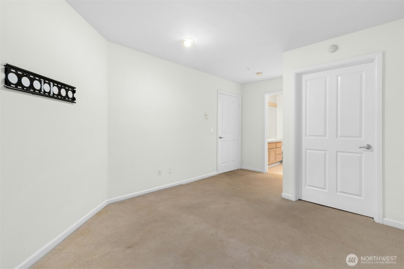 225 4th Avenue #A307, Kirkland, WA 98033