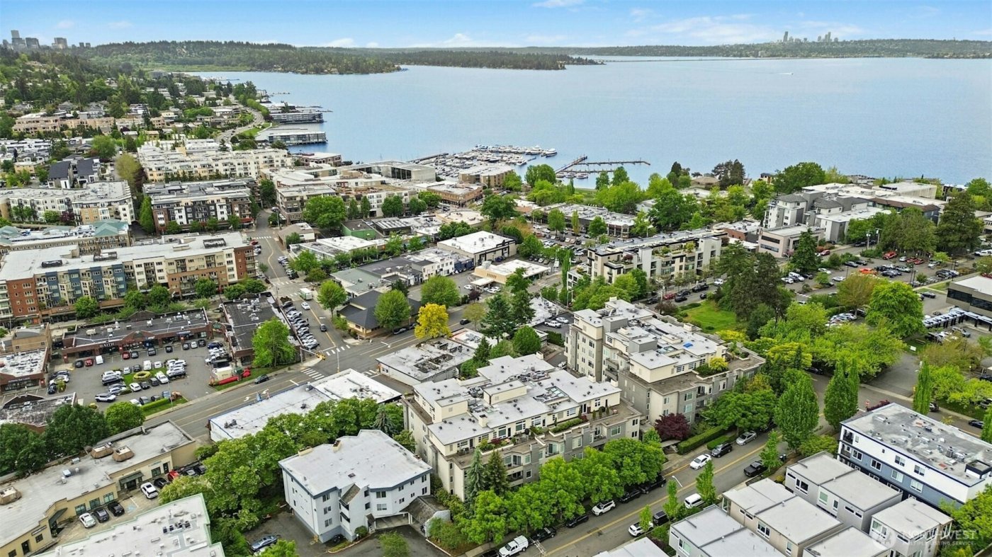 225 4th Avenue #A307, Kirkland, WA 98033