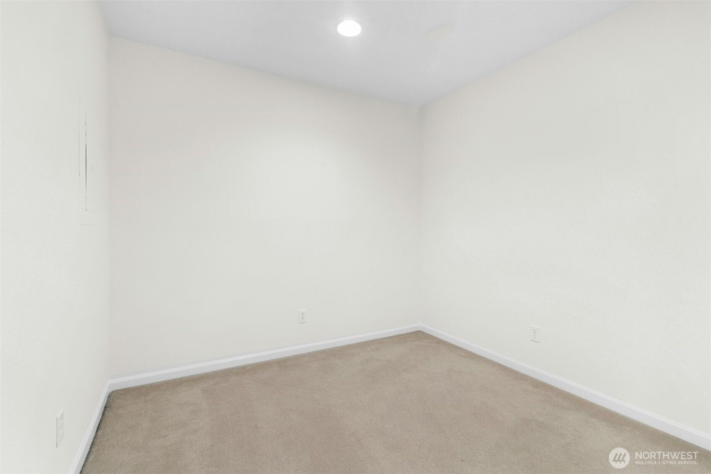 225 4th Avenue #A307, Kirkland, WA 98033