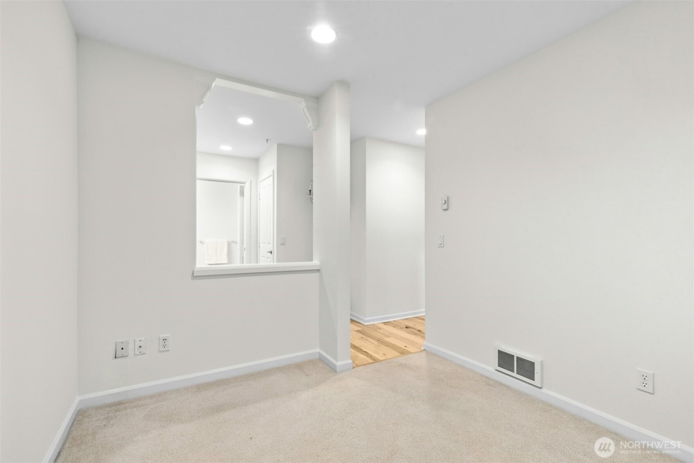 225 4th Avenue #A307, Kirkland, WA 98033