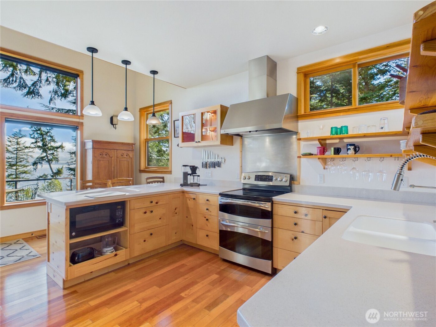 191 Old Oak Bay Road , Port Hadlock, WA 98339